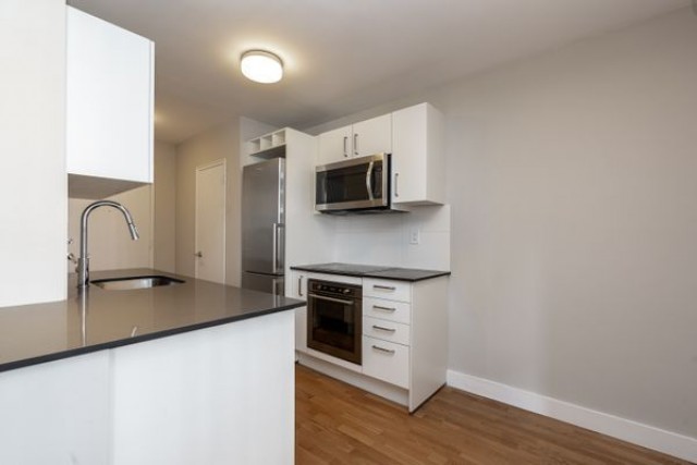 Appartement 2 1/2 Grand Toronto 1 800 $/mois. Appartement à louer Grand Toronto