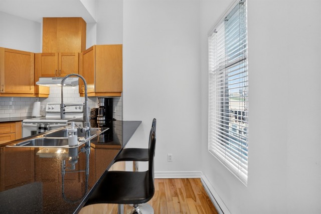 Downtown - Montreal  2 b. $103/day. Apartment for rent in Downtown - Montreal