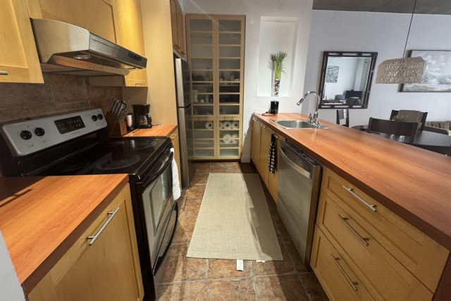  2 1/2 Centre-ville - Montréal 70 $/jour. Appartement à louer Centre-ville - Montréal