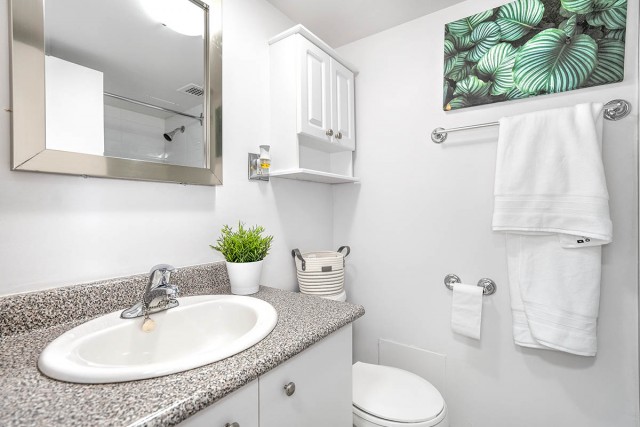 Laval-des-Rapides Apartment 1 b. $1,250/month. Apartment for rent in Laval-des-Rapides