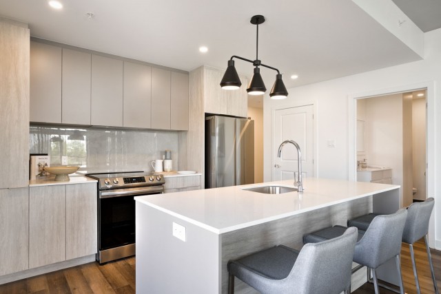 Ste-Rose Apartment 2 b. $1,990/month. Apartment for rent in Ste-Rose