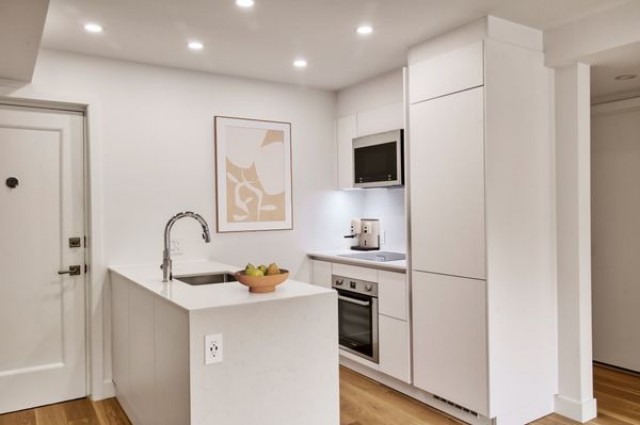 Westmount Apartment 1 b. $1,695/month. Apartment for rent in Westmount