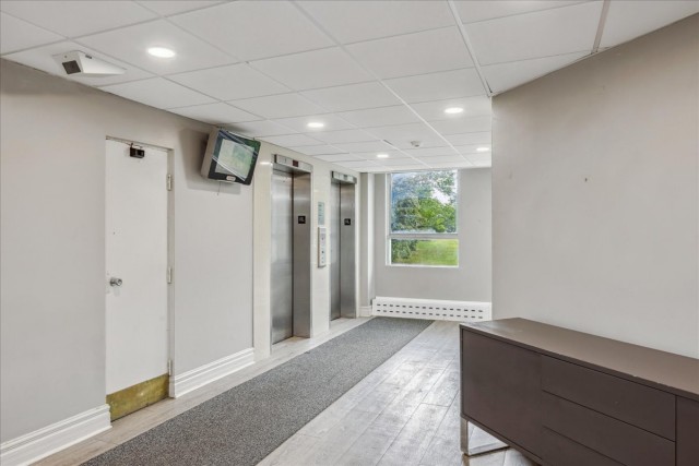 Appartement 4 1/2 London 1 730 $/mois. Appartement à louer London