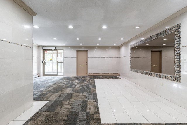 London Apartment 2 b. $1,545/month. Apartment for rent in London