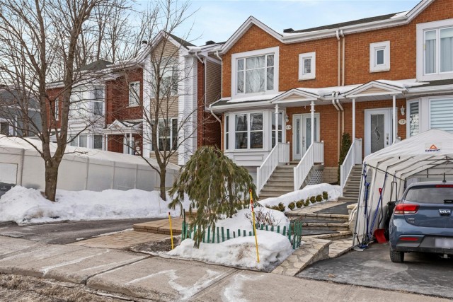  4 1/2 Côte-des-Neiges 114 $/jour. Appartement à louer Côte-des-Neiges