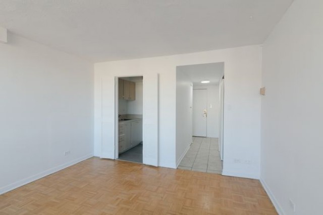 Quartier latin and south-central Apartment Studio $1,067/month. Apartment for rent in Quartier latin and south-central