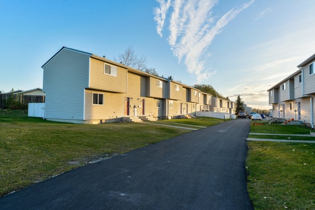 Edmonton Apartment Studio $1,385/month. Apartment for rent in Edmonton