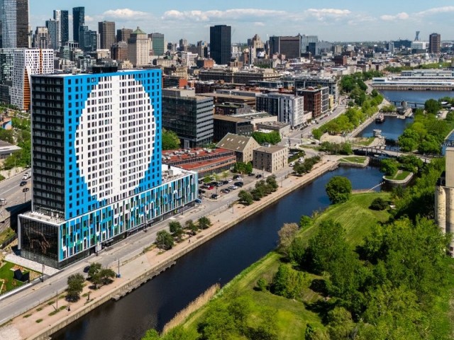 Old Montreal Apartment 2 b. $2,444/month. Apartment for rent in Old Montreal