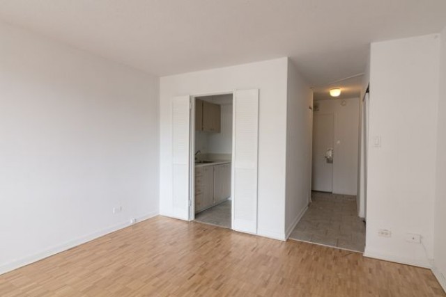Quartier latin and south-central Apartment Studio $1,195/month. Apartment for rent in Quartier latin and south-central