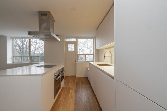 Quartier latin and south-central Apartment 1 b. $1,900/month. Apartment for rent in Quartier latin and south-central