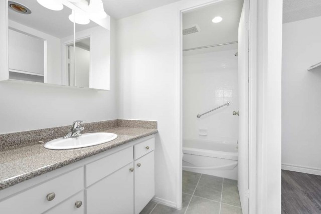 Appartement 4 1/2 Pointe-Claire 1 985 $/mois. Appartement à louer Pointe-Claire