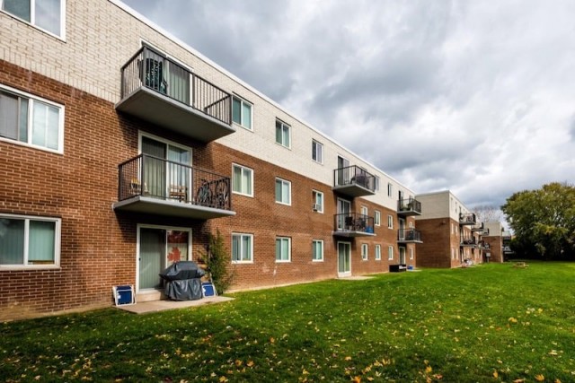 Appartement 1 1/2 London 1 409 $/mois. Appartement à louer London