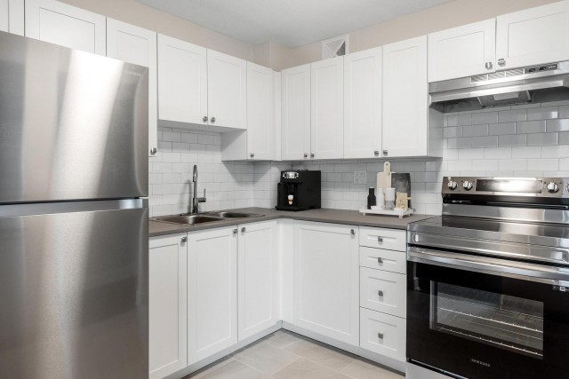 Appartement 4 1/2 Kingston 1 850 $/mois. Appartement à louer Kingston