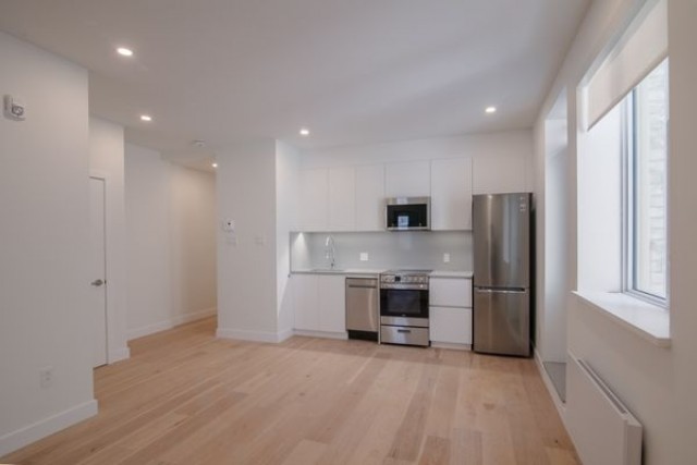 Appartement 2 1/2 Côte Saint-Luc 1 595 $/mois. Appartement à louer Côte Saint-Luc