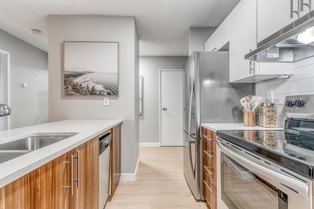 Edmonton Apartment 1 b. $1,565/month. Apartment for rent in Edmonton