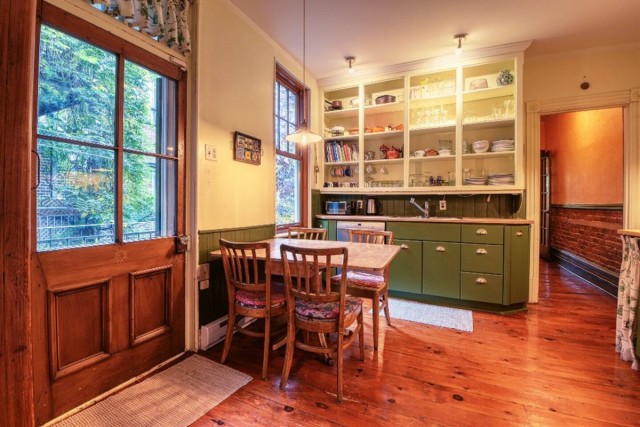  4 1/2 Plateau Mont-Royal 93 $/jour. Appartement à louer Plateau Mont-Royal