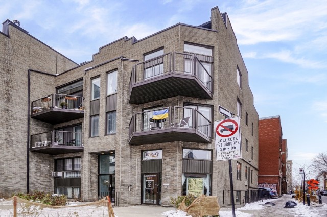 Ahuntsic and Cartierville  2 b. $90/day. Apartment for rent in Ahuntsic and Cartierville
