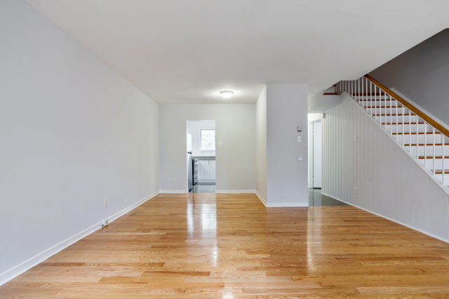Mississauga Apartment 3 b. $3,025/month. Apartment for rent in Mississauga