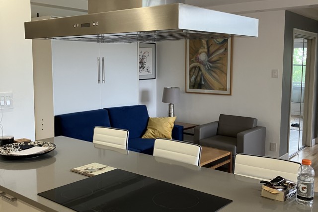 Cote-des-Neiges  2 b. $80/day. Apartment for rent in Cote-des-Neiges