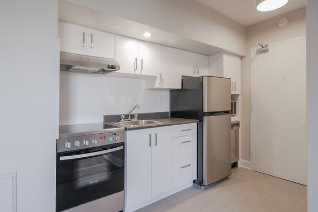 Downtown - Montreal Apartment Studio $1,295/month. Apartment for rent in Downtown - Montreal