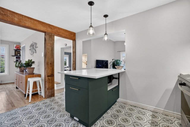 Hochelaga-Maisonneuve  3 b. $115/day. Apartment for rent in Hochelaga-Maisonneuve