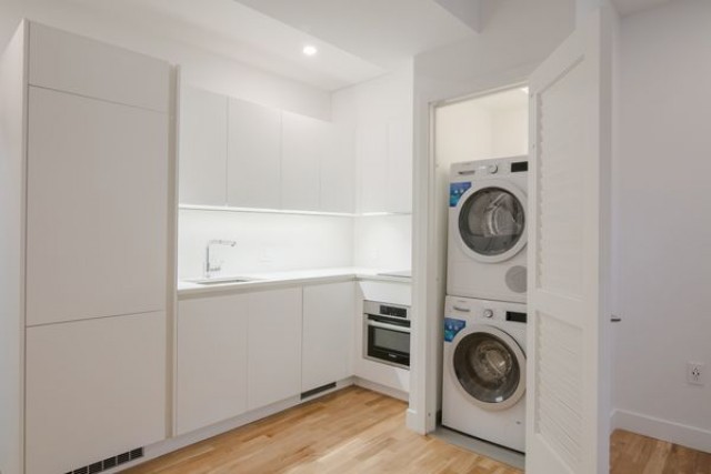 Waterloo Apartment Studio $1,230/month. Apartment for rent in Waterloo