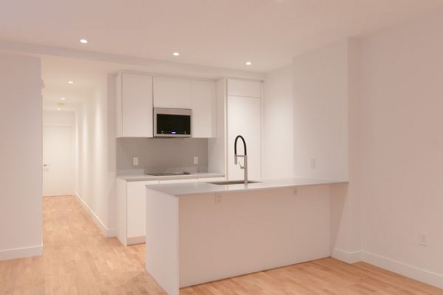 Cote-des-Neiges Apartment 2 b. $1,825/month. Apartment for rent in Cote-des-Neiges
