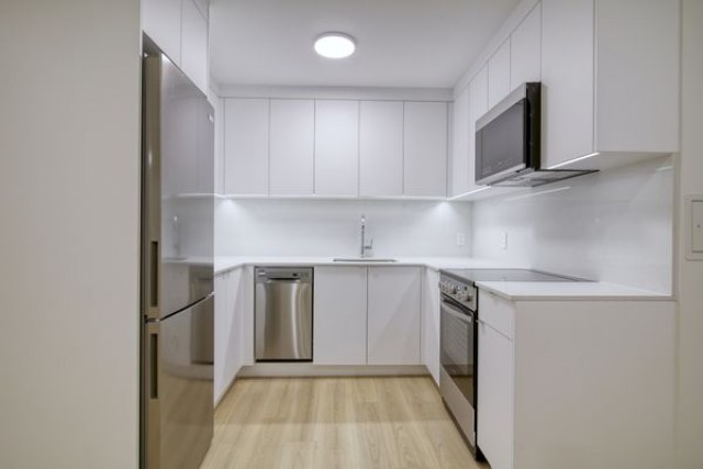 Plateau Mont-Royal Apartment 2 b. $1,695/month. Apartment for rent in Plateau Mont-Royal