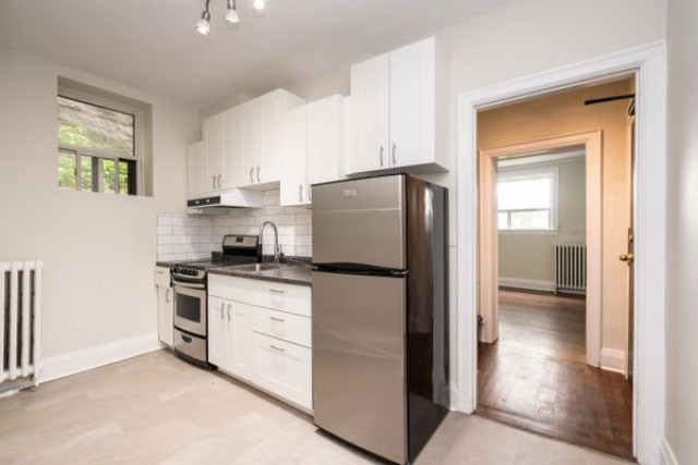 Appartement 2 1/2 Côte-des-Neiges 1 800 $/mois. Appartement à louer Côte-des-Neiges