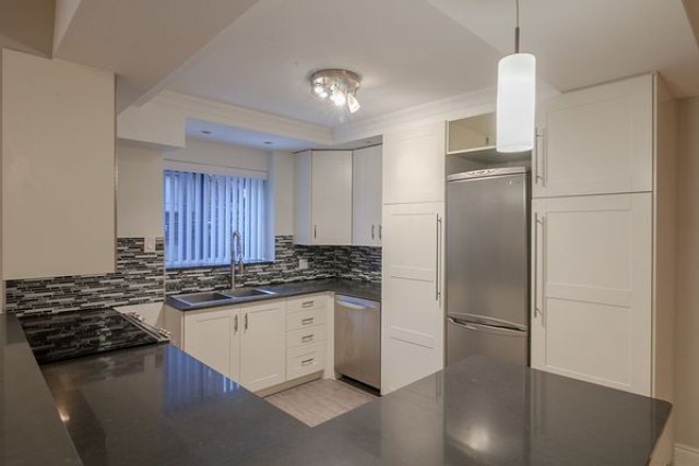 Appartement 4 1/2  2 285 $/mois. Appartement à louer 