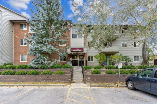 London Apartment 1 b. $1,535/month. Apartment for rent in London