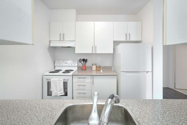 Notre-Dame-de-Grace Apartment 1 b. $1,335/month. Apartment for rent in Notre-Dame-de-Grace