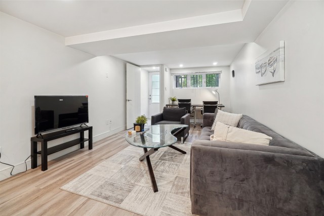  2 1/2 Côte-des-Neiges 58 $/jour. Appartement à louer Côte-des-Neiges