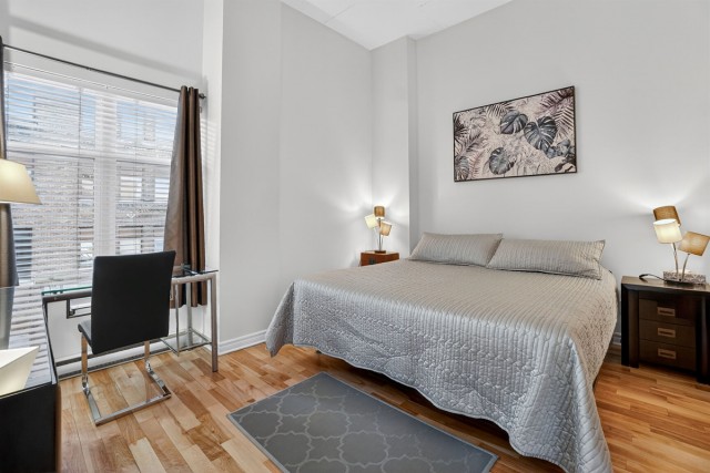 Downtown - Montreal  2 b. $103/day. Apartment for rent in Downtown - Montreal