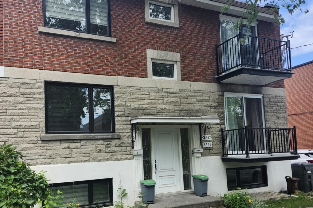 Brossard  2 b. $84/day. Apartment for rent in Brossard