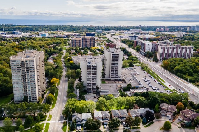 Mississauga Apartment 2-3 b. $2,525/month. Apartment for rent in Mississauga