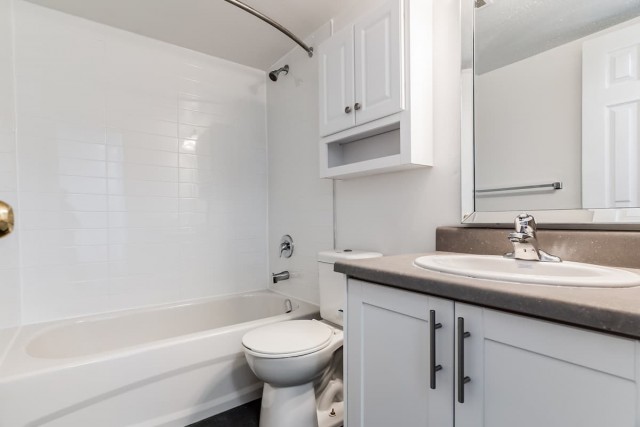 Appartement 2 1/2 Grand Toronto 1 950 $/mois. Appartement à louer Grand Toronto