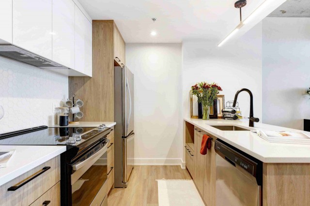 Appartement 4 1/2 Ste-Rose 2 095 $/mois. Appartement à louer Ste-Rose