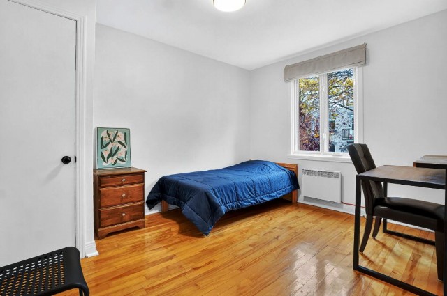 Quartier latin and south-central  3 b. $85/day. Apartment for rent in Quartier latin and south-central