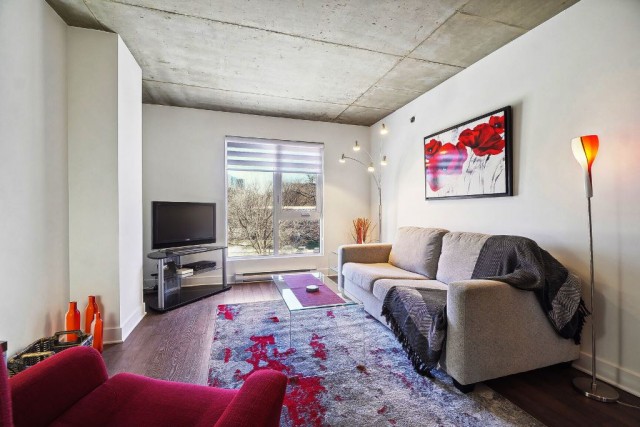 Quartier latin and south-central  1 b. $78/day. Apartment for rent in Quartier latin and south-central