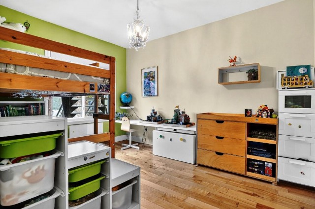  4 1/2 Côte-des-Neiges 72 $/jour. Appartement à louer Côte-des-Neiges
