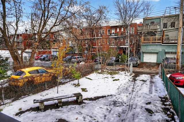  4 1/2 Côte-des-Neiges 72 $/jour. Appartement à louer Côte-des-Neiges