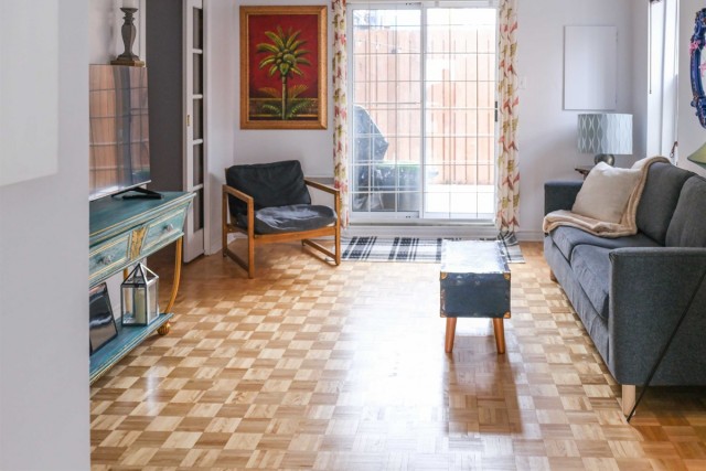 Quartier latin and south-central  3 b. $100/day. Apartment for rent in Quartier latin and south-central