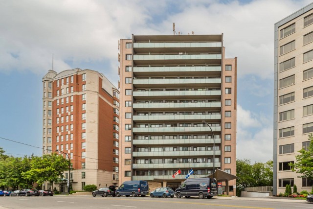 Notre-Dame-de-Grace Apartment 2 b. $2,250/month. Apartment for rent in Notre-Dame-de-Grace