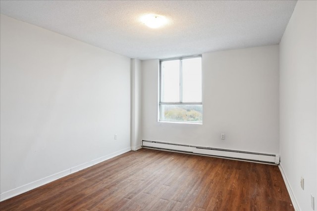 London Apartment 2 b. $1,565/month. Apartment for rent in London