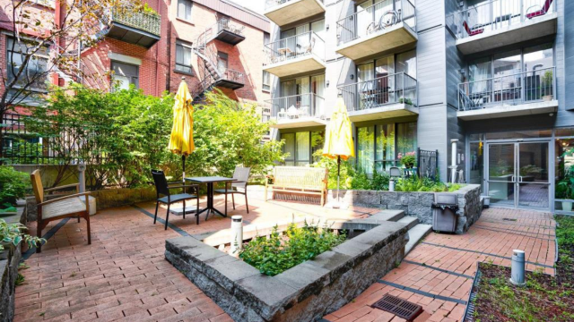 Quartier latin and south-central  1 b. $96/day. Apartment for rent in Quartier latin and south-central