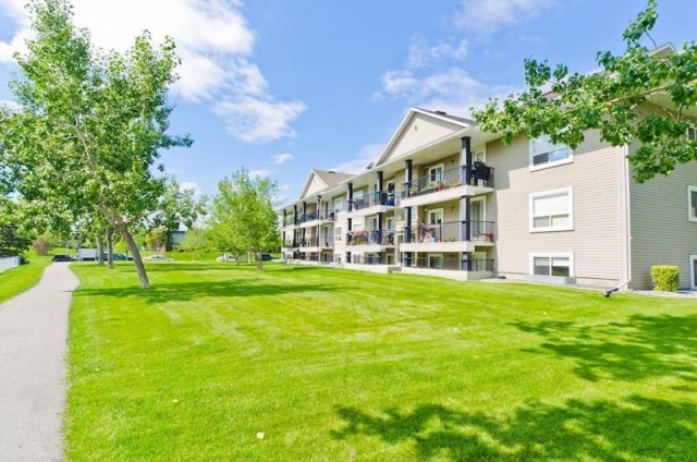 Calgary Apartment Studio $1,709/month. Apartment for rent in Calgary