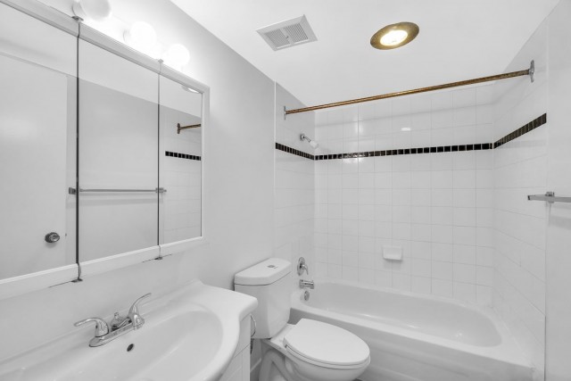 Appartement 1 1/2 Victoria 1 600 $/mois. Appartement à louer Victoria