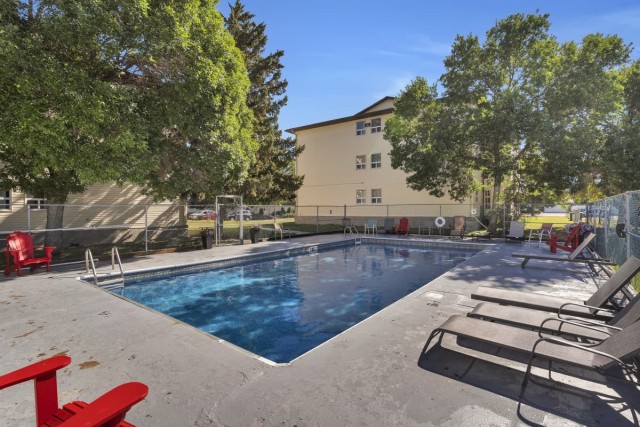 Regina Apartment 1 b. $1,385/month. Apartment for rent in Regina