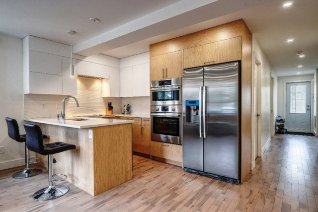  4 1/2 Côte-des-Neiges 84 $/jour. Appartement à louer Côte-des-Neiges